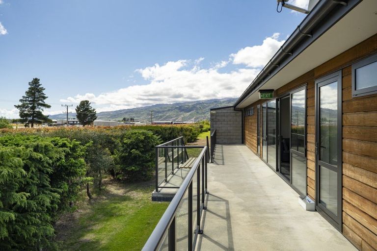 Photo of property in 16 Silverstone Drive, Cromwell, 9384