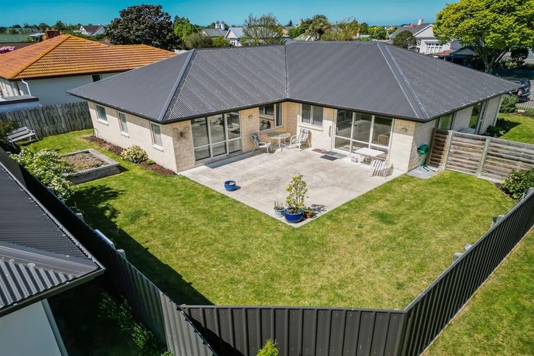 Photo of property in 36 Rhodes Street, Waimate, 7924