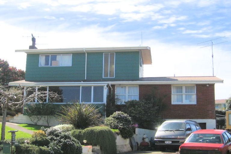 Photo of property in 25 Warwick Place, Brookfield, Tauranga, 3110