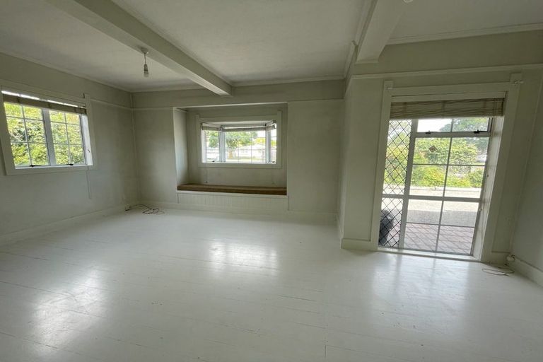 Photo of property in 20 Middle Road, Havelock North, 4130