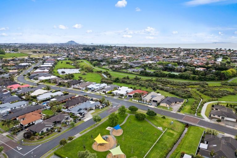Photo of property in 73 Oriental Parade, Papamoa Beach, Papamoa, 3118