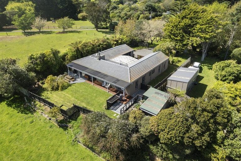 Photo of property in 30 Takarau Gorge Road, Ohariu, Wellington, 6037