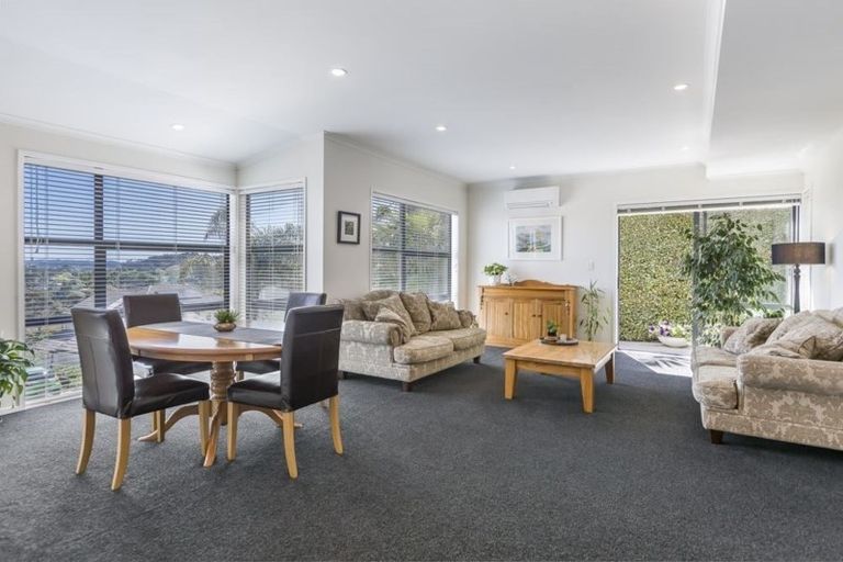 Photo of property in 78 Pemberton Avenue, Bayview, Auckland, 0629