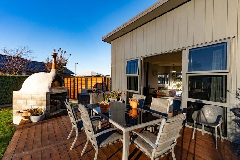 Photo of property in 7 Takahe Drive, Carterton, 5713