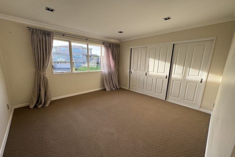 Photo of property in 22 Sovereign Street, Flat Bush, Auckland, 2019