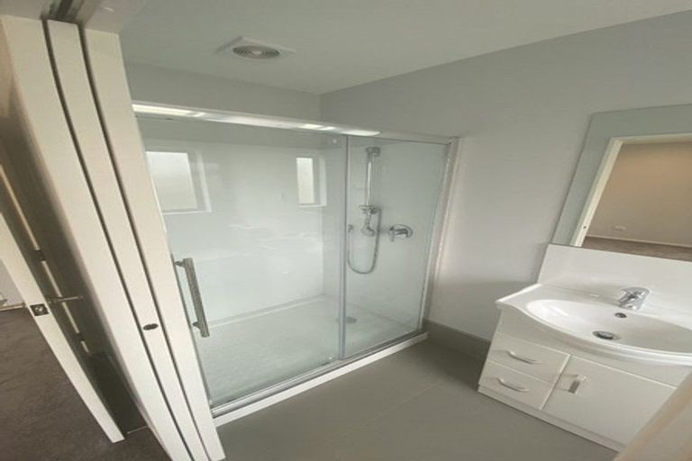 Photo of property in 1/25 Kennington Drive, Clendon Park, Auckland, 2103