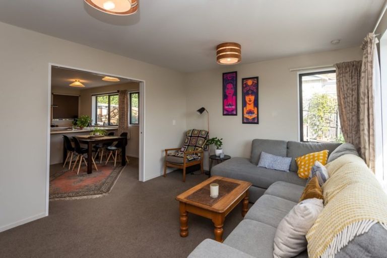Photo of property in 1/9a Augusta Street, Redcliffs, Christchurch, 8081