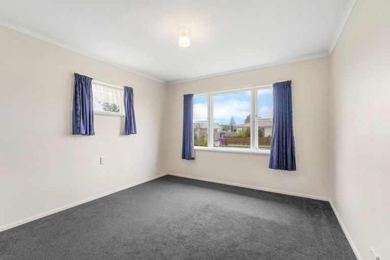 Photo of property in 9 Armagh Street, Levin, 5510