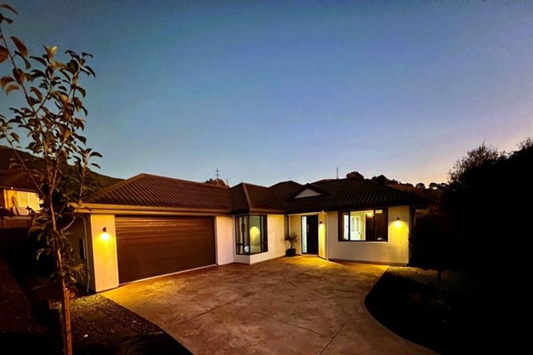 Photo of property in 46 Ngawhatu Road, Stoke, Nelson, 7011