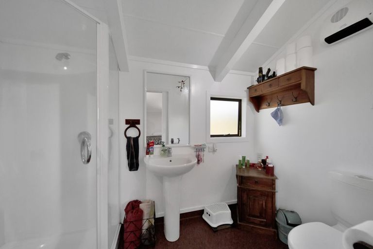 Photo of property in 16 Dixon Avenue, Hawera, 4610