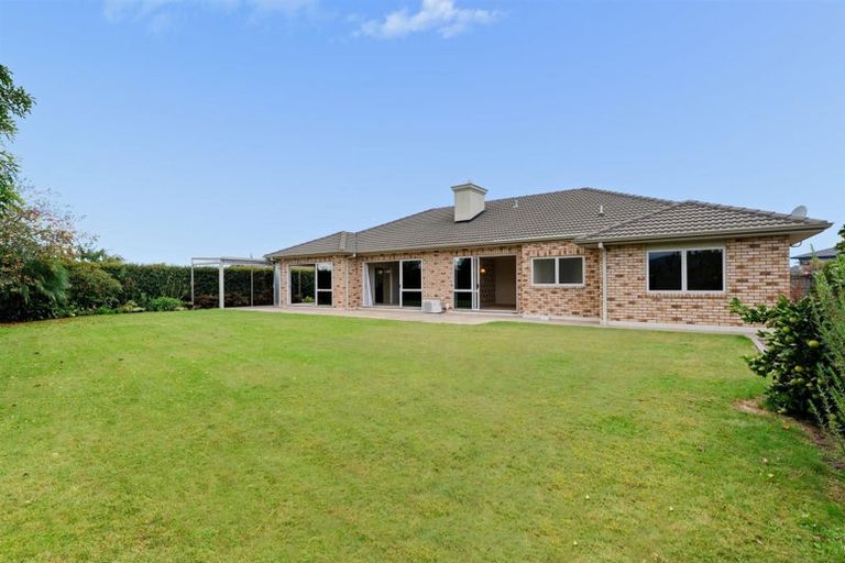 Photo of property in 8 Donelle Place, Te Puke, 3119