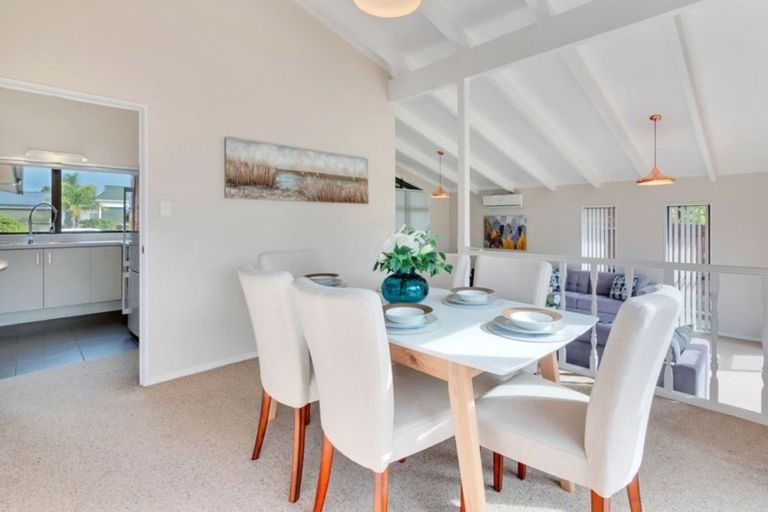 Photo of property in 43 Lakeside Drive, Pahurehure, Papakura, 2113