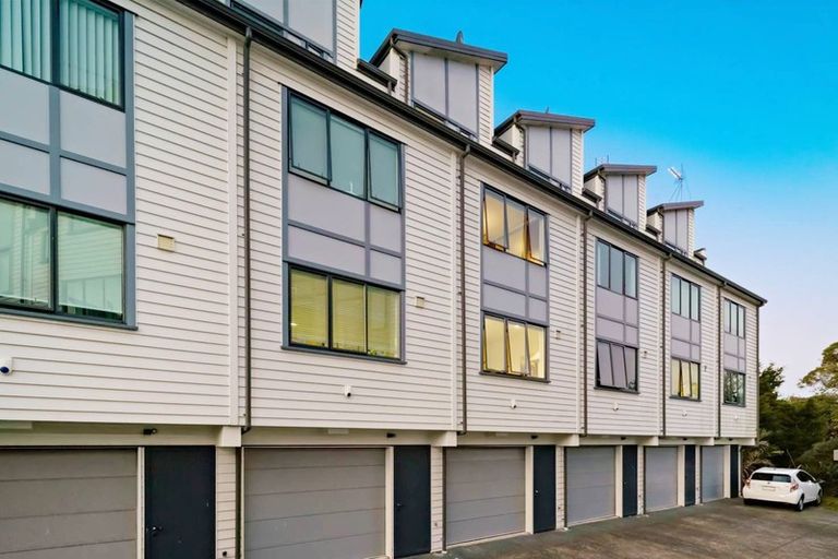 Photo of property in 54 Norwood Drive, Flat Bush, Auckland, 2019