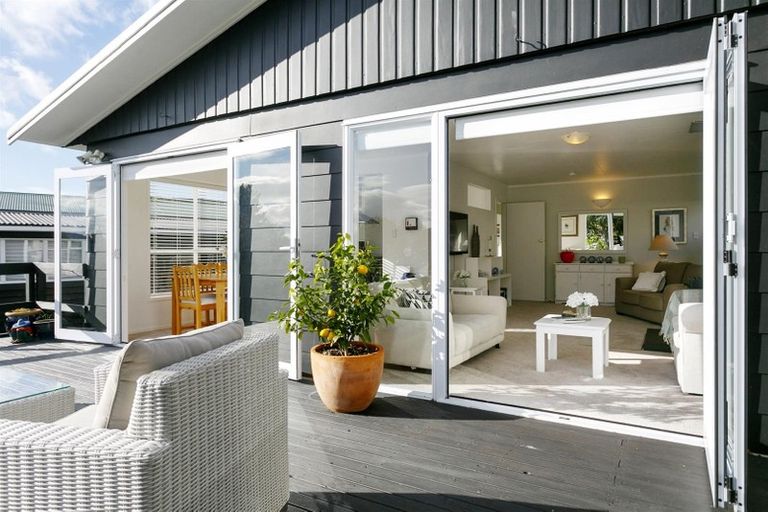 Photo of property in 65 Richmond Avenue, Richmond Heights, Taupo, 3330