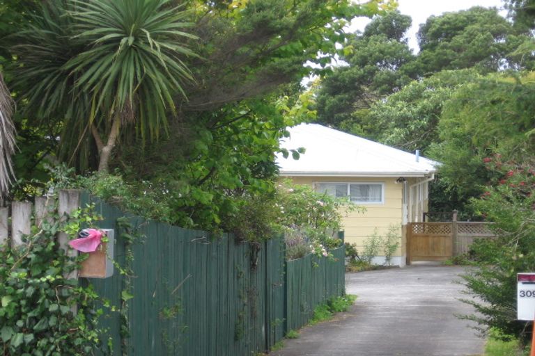 Photo of property in 2/309 Rangatira Road, Beach Haven, Auckland, 0626