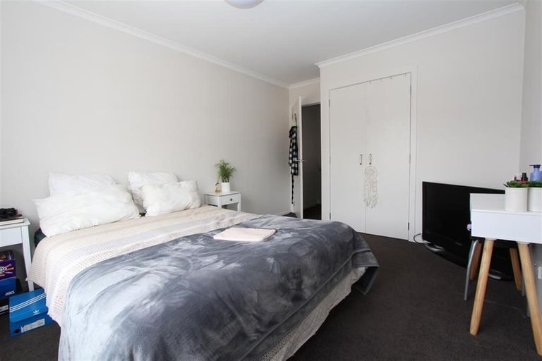 Photo of property in 10 Chiefs Court, Hamilton East, Hamilton, 3216