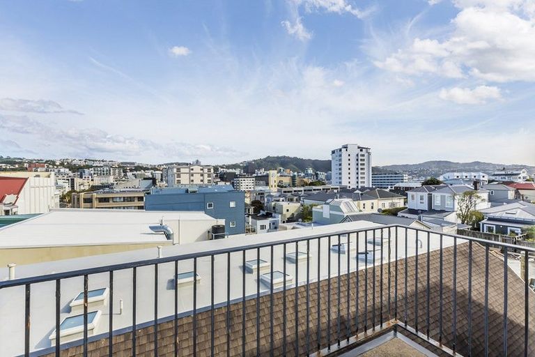 Photo of property in 13/37 Majoribanks Street, Mount Victoria, Wellington, 6011