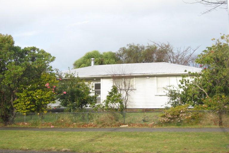 Photo of property in 102 Te Rangitautahanga Road, Turangi, 3334