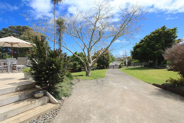 Photo of property in 76 Wainui Road, Raglan, 3225