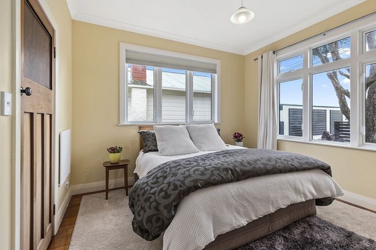 Photo of property in 6 Ferry Street, Seatoun, Wellington, 6022