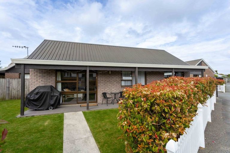 Photo of property in 60b Mcfaddens Road, St Albans, Christchurch, 8052