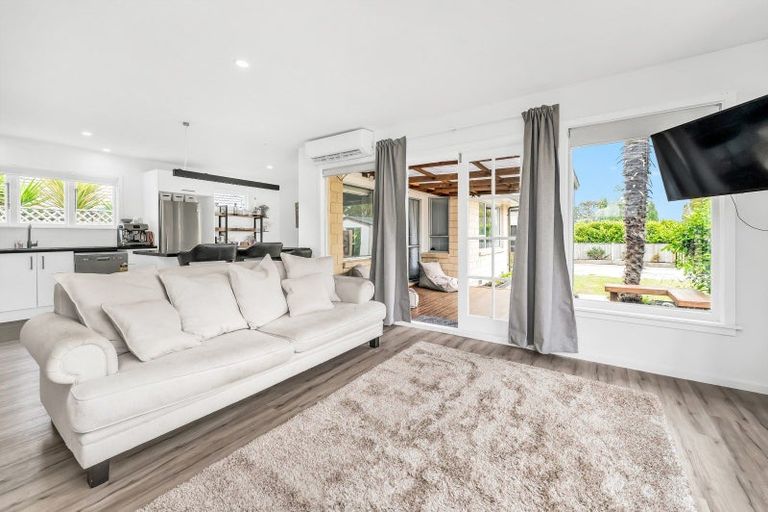 Photo of property in 5 Greenhaven Drive, Burwood, Christchurch, 8083