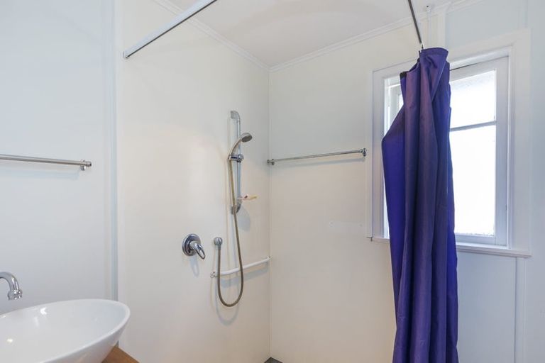 Photo of property in 9 Fox Place, Cloverlea, Palmerston North, 4412