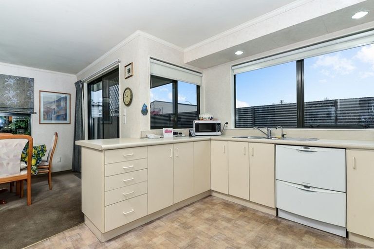 Photo of property in 3a Sandwich Road, St Andrews, Hamilton, 3200