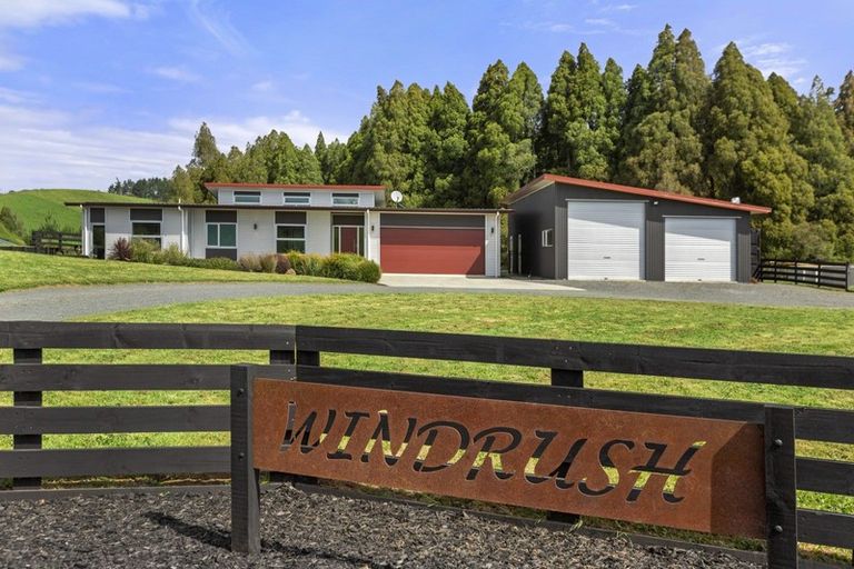 Photo of property in 11 Mangakino Road, Raglan, 3295