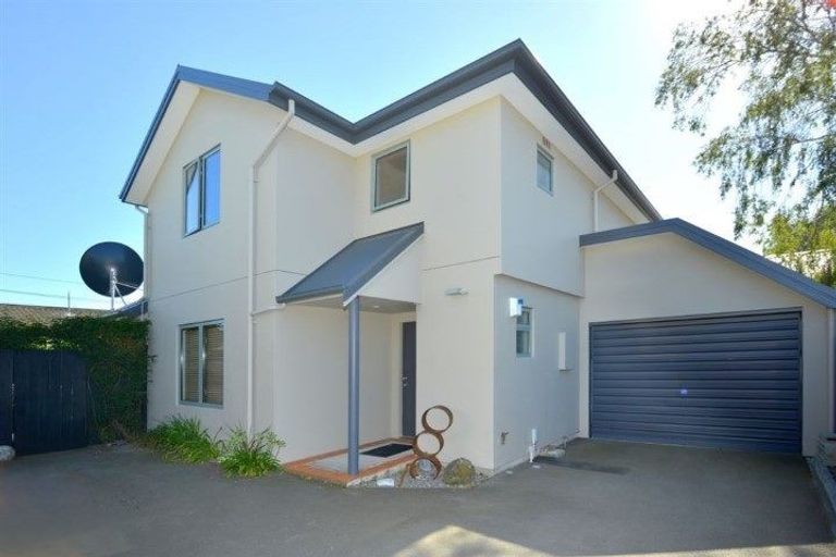 Photo of property in 3/218 Springfield Road, St Albans, Christchurch, 8014