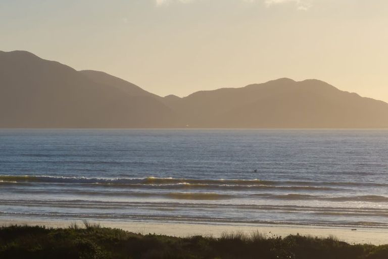 Photo of property in 87 Rutherford Drive, Waikanae Beach, Waikanae, 5036