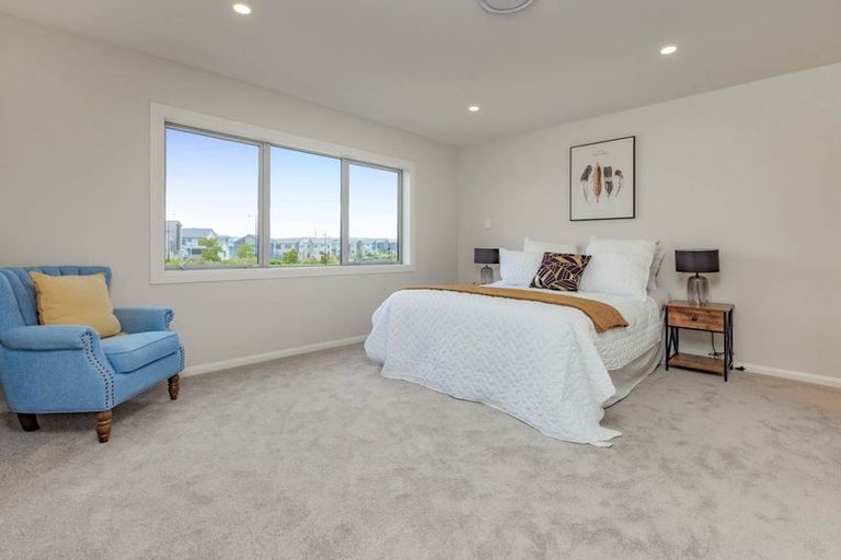 Photo of property in 29 Emerald Avenue, Rosehill, Papakura, 2113