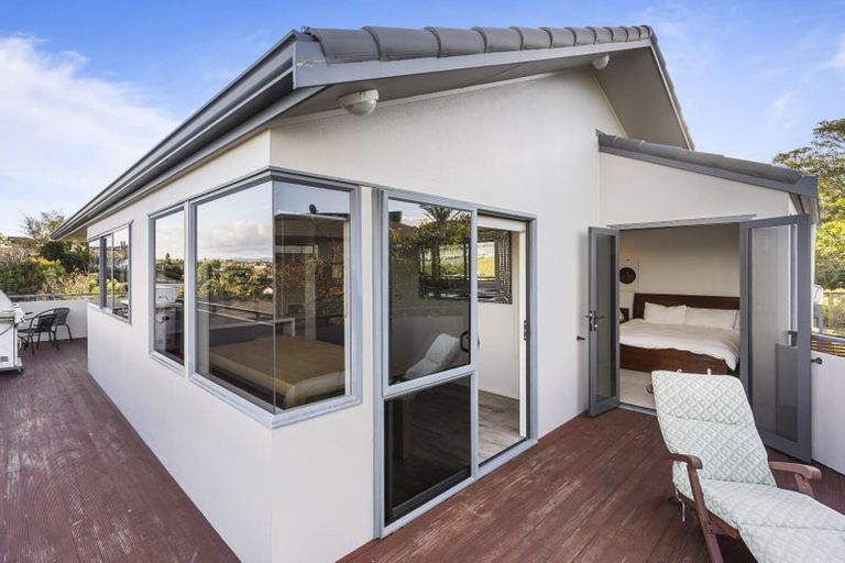 Photo of property in 37 Bannings Way, Hobsonville, Auckland, 0618