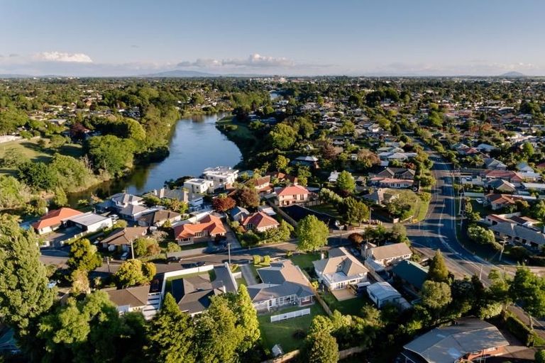 Photo of property in 5 Minchin Crescent, St Andrews, Hamilton, 3200