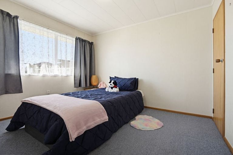 Photo of property in 22 Howden Road, Fairfield, Hamilton, 3214