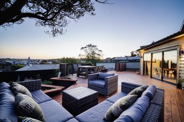 Photo of property in 33 Preston Crescent, Belleknowes, Dunedin, 9011