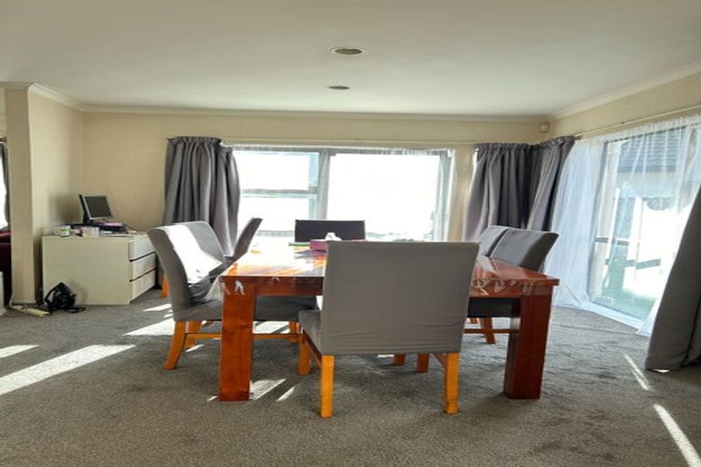 Photo of property in 1/21 Glanworth Place, Dannemora, Auckland, 2016