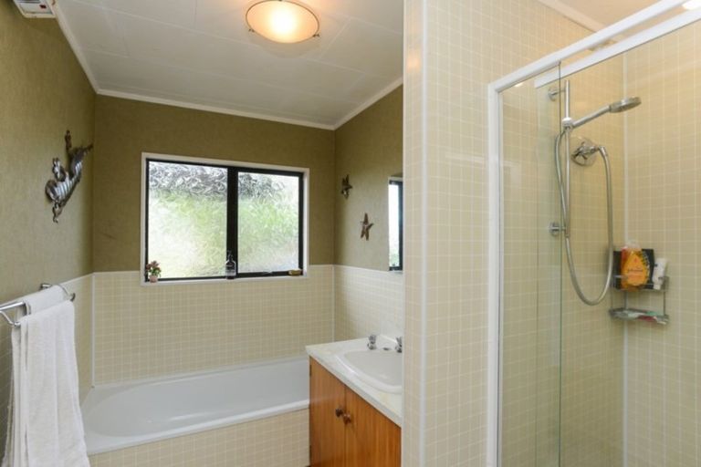 Photo of property in 231a Warwick Road, Mayfair, Hastings, 4122