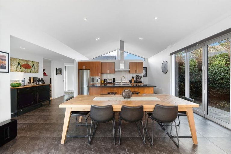 Photo of property in 3 Bridesdale Drive, Lake Hayes, Queenstown, 9304