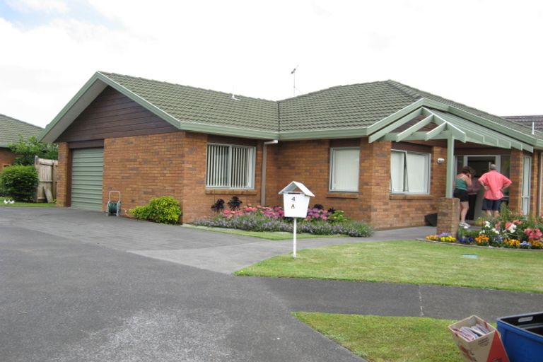 Photo of property in 4a Girdhar Place, Pukekohe, 2120