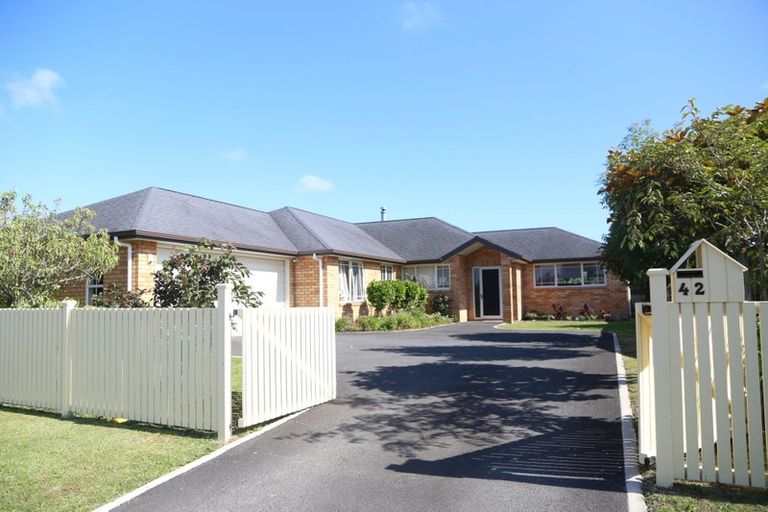Photo of property in 42 Moonlight Drive, Rototuna North, Hamilton, 3210
