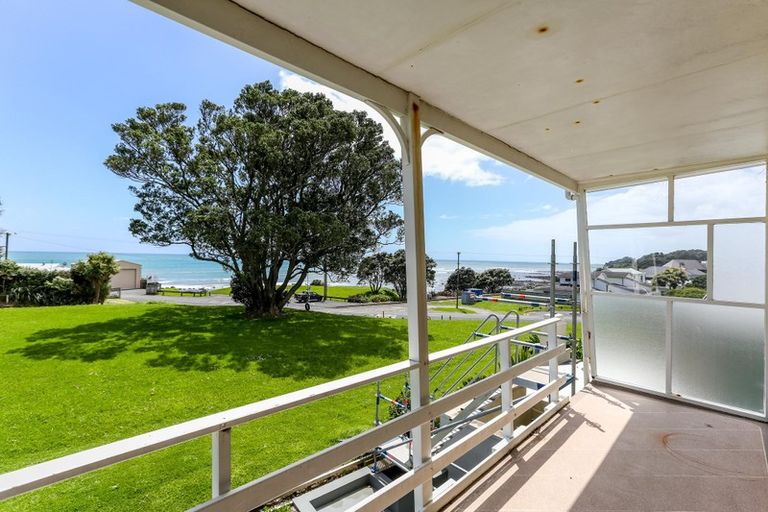 Photo of property in 4/6 Belt Road, Moturoa, New Plymouth, 4310
