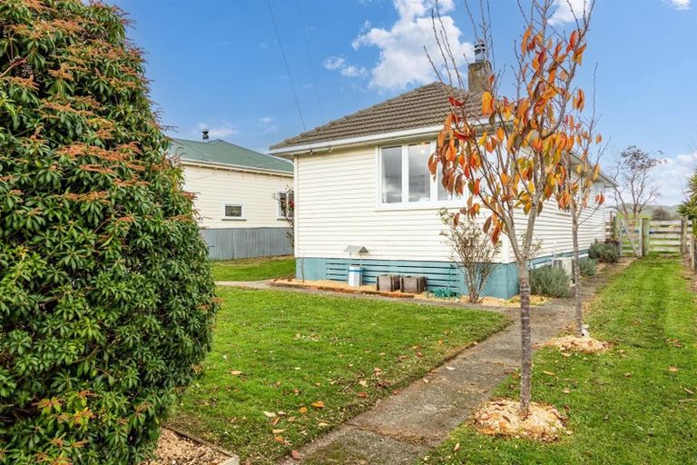 Photo of property in 40 Alfredton Road, Eketahuna, 4900