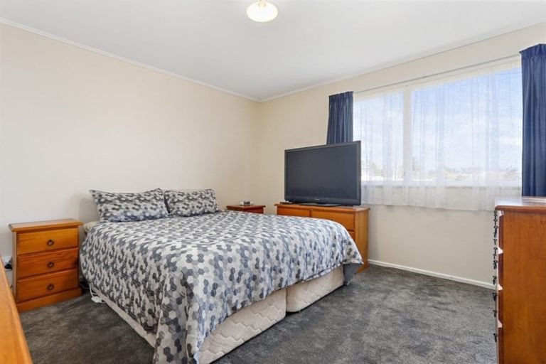 Photo of property in 251 Rangatira Road, Beach Haven, Auckland, 0626