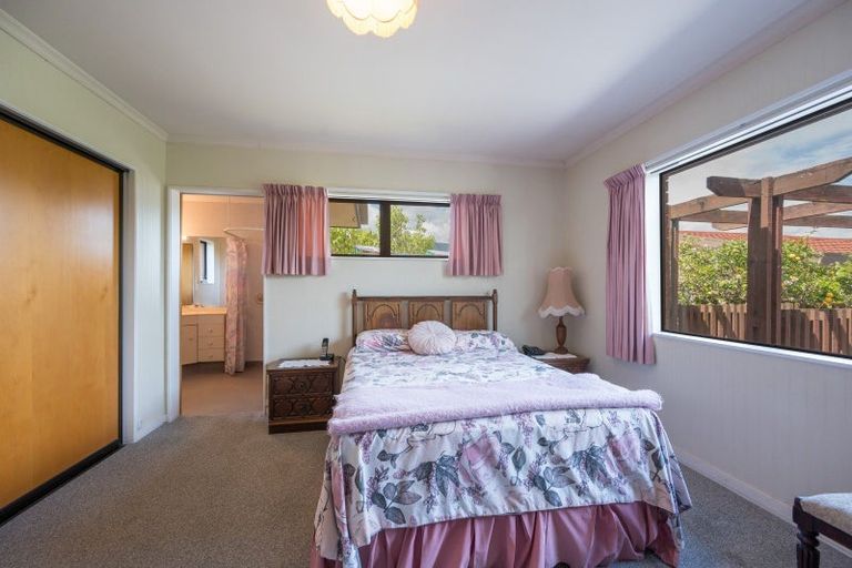 Photo of property in 21 Reeves Street, Stoke, Nelson, 7011