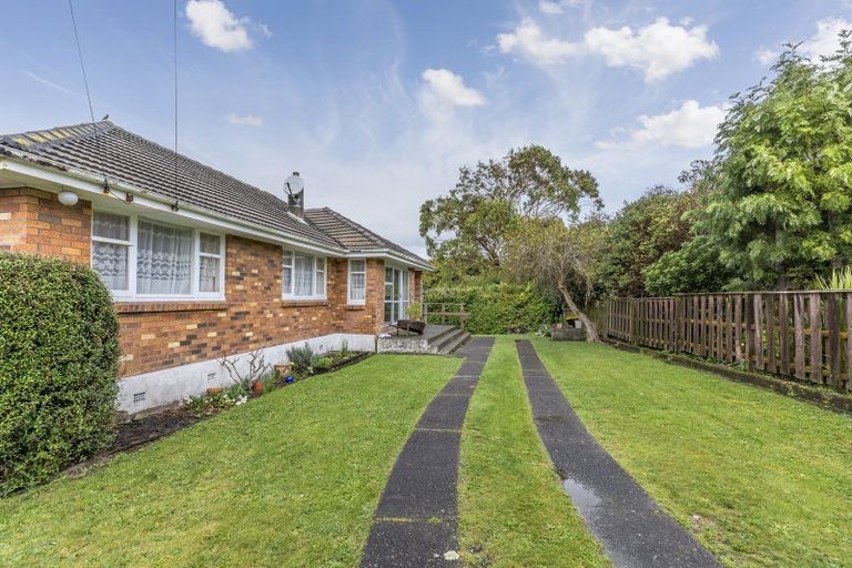 Photo of property in 5 Mascot Street, Tawa, Wellington, 5028