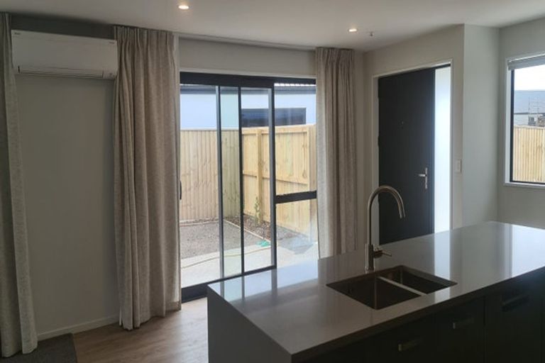 Photo of property in 12 Jack Rogers Road, Halswell, Christchurch, 8025