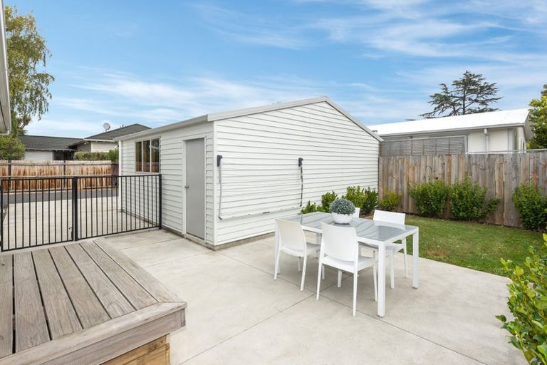 Photo of property in 652b Barbadoes Street, Edgeware, Christchurch, 8013