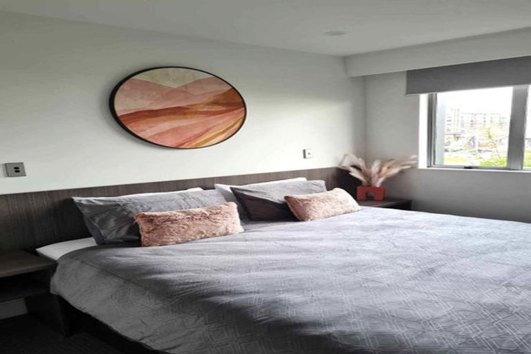 Photo of property in 301/31 Davis Crescent, Newmarket, Auckland, 1023