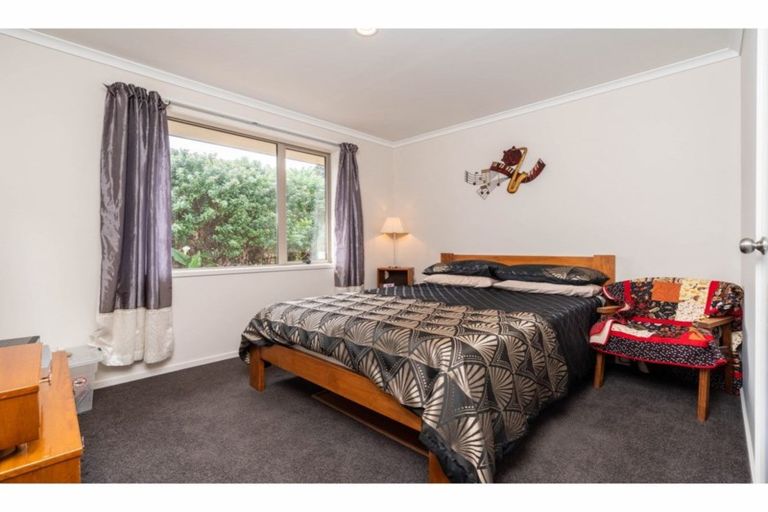 Photo of property in 17 Kedge Drive, Mangawhai, 0505